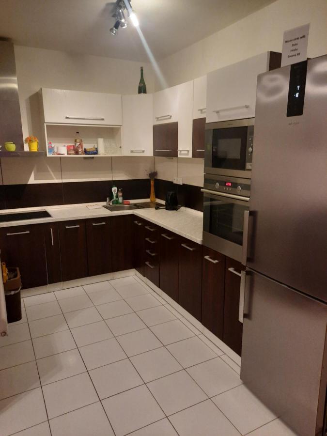 Apartman Zuzu Trencin Exterior photo